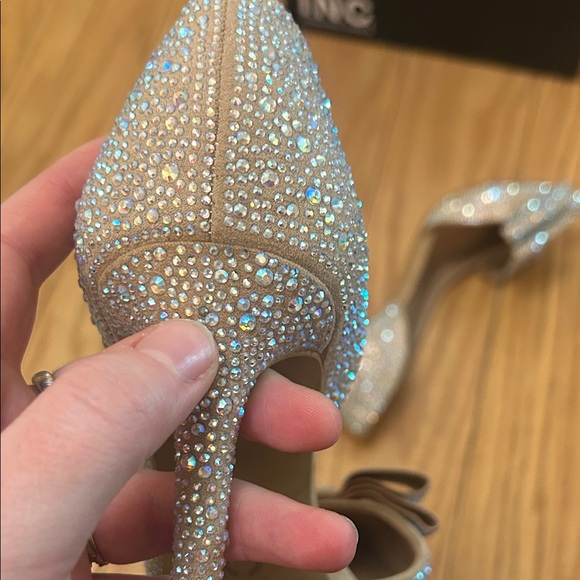 INC International Concepts Glittering Bow Heels in Silver and Tan - Picture 9 of 10